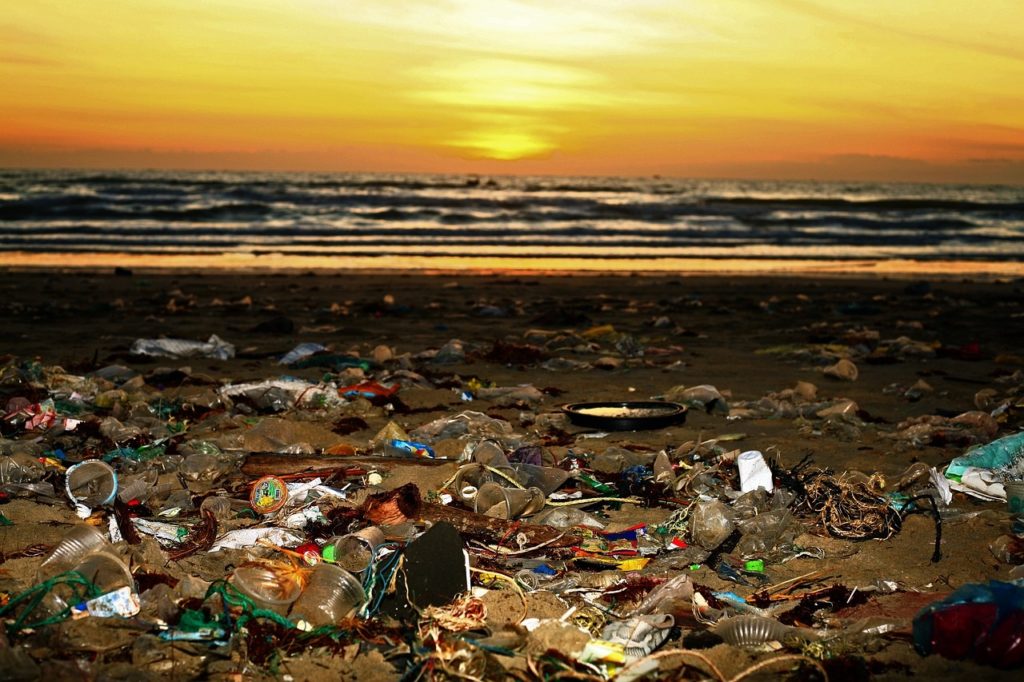 pollution plastique traite historique lutter phenomene