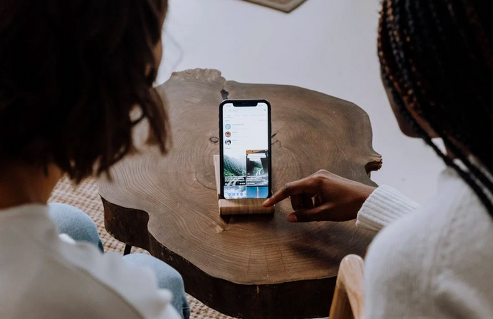 TikTok lance son système de fact-checking participatif TikTok lance son système de fact-checking participatif