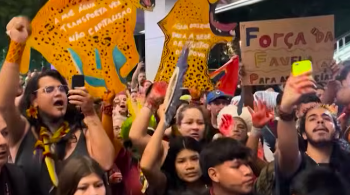 Victoire autochtone contre le dragage du Tapajós